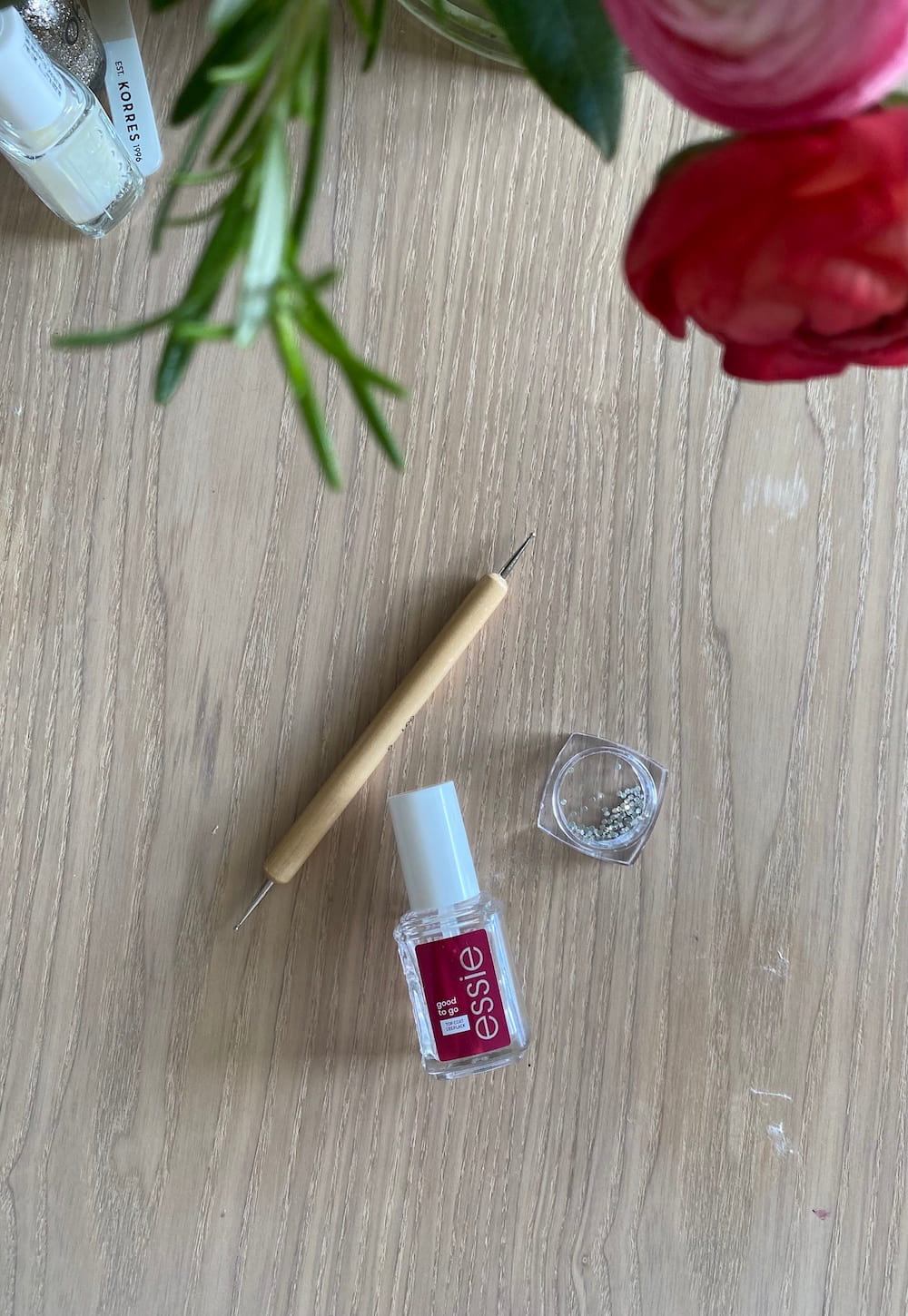 easy gem stone nails Essie good to go top coat, gem stones for nails and nail tool
