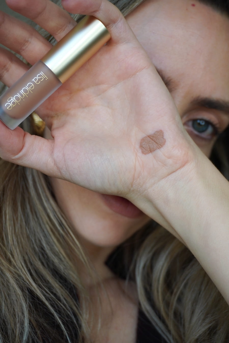 liquid silk liquid eyeshadow phoebe swatch